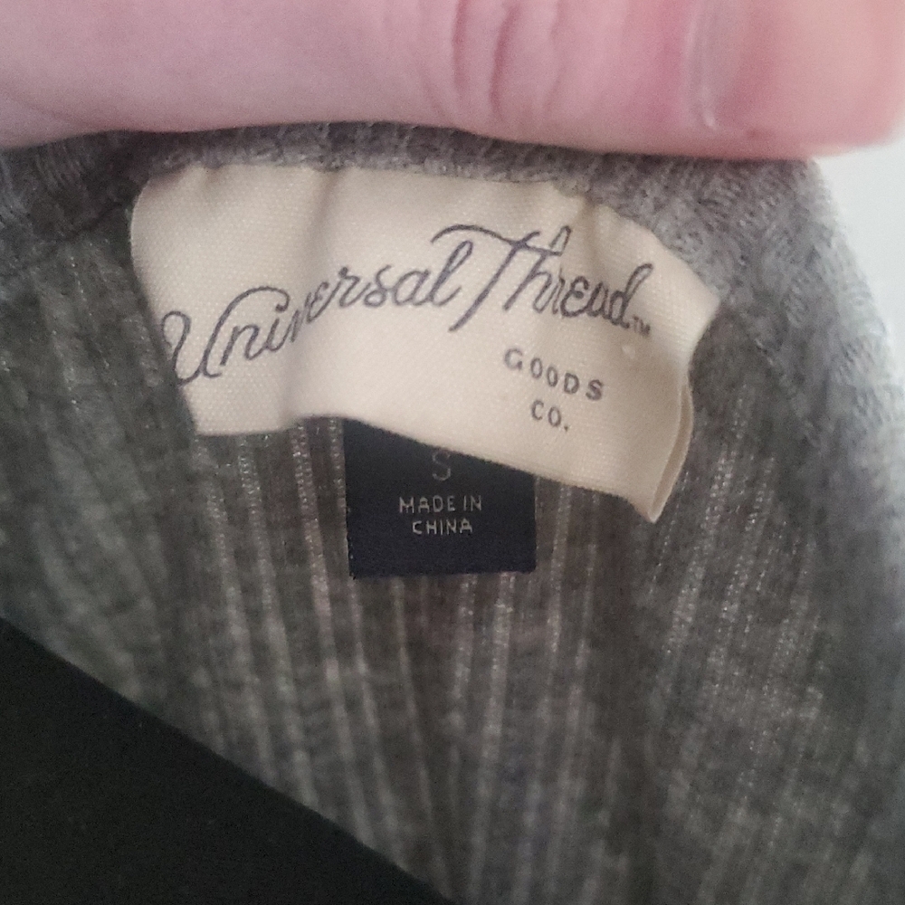 Universal Thread Gray Ribbed Cardigan - Picture 2 of 3